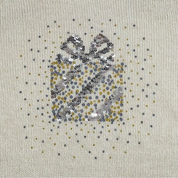 Croft & Barrow Christmas Metallic Sequin Present Shimmer Sweater Medium - Picture 2 of 14